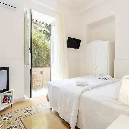Aragona House *
